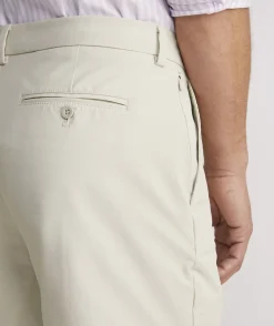 Vineyard Vines 9 Inch On-The-Go Shorts< Shorts