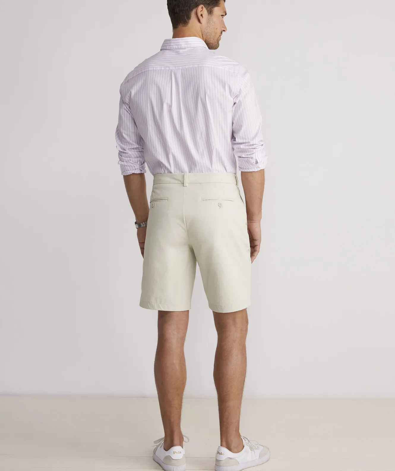 Vineyard Vines 9 Inch On-The-Go Shorts< Shorts