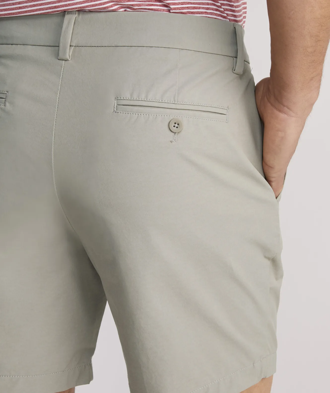 Vineyard Vines 7 Inch On-The-Go Shorts< Shorts
