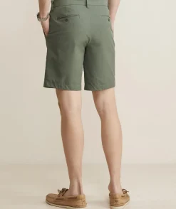 Vineyard Vines 9 Inch On-The-Go Shorts< Shorts