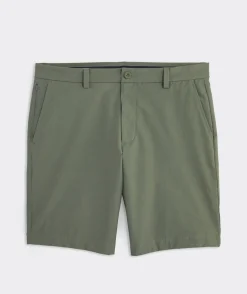 Vineyard Vines 9 Inch On-The-Go Shorts< Shorts