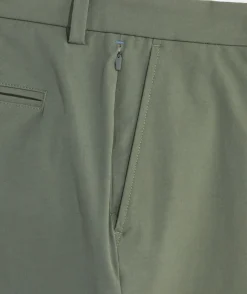Vineyard Vines 9 Inch On-The-Go Shorts< Shorts