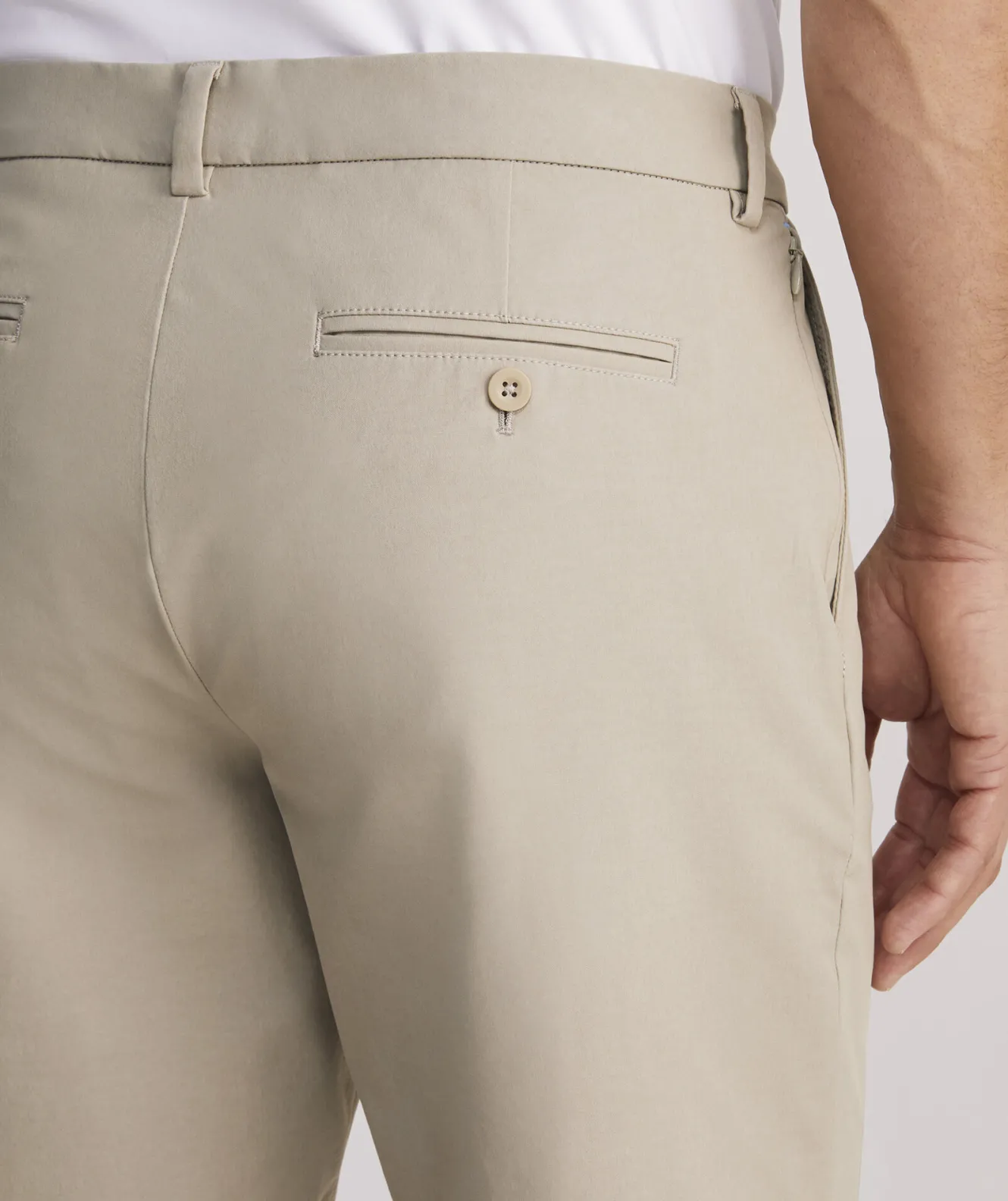 Vineyard Vines 9 Inch On-The-Go Shorts< Shorts