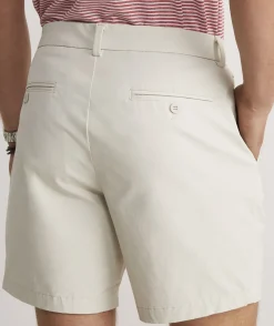 Vineyard Vines 7 Inch On-The-Go Shorts< Shorts