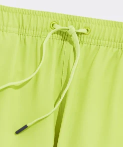 Vineyard Vines 5 Inch Solid Chappy Swim Trunks< Swimwear