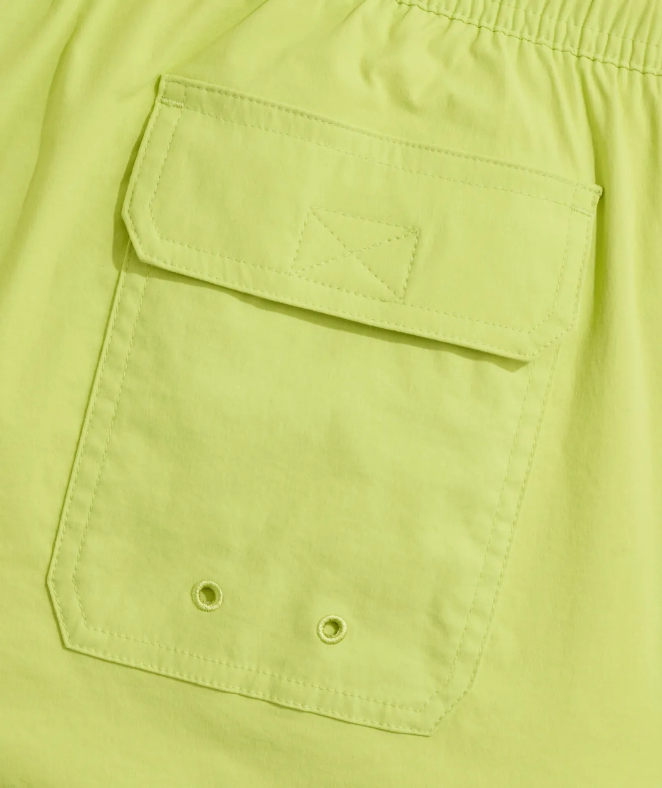 Vineyard Vines 7 Inch Solid Chappy Swim Trunks< Swimwear