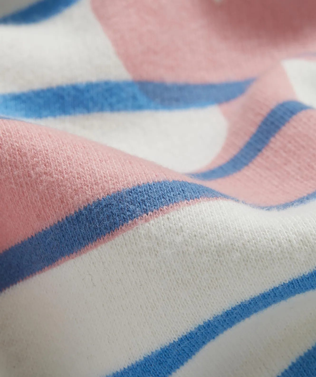 Vineyard Vines Buffalo Bills Sankaty Quarter-Zip< Buffalo Bills