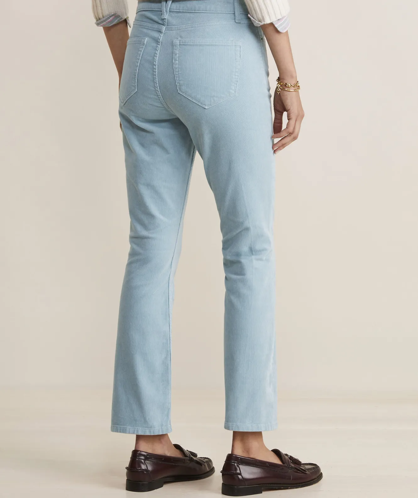 Vineyard Vines Kick Flare Mid-Rise Corduroy Pants< Pants & Denim