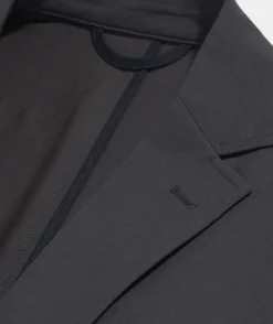 Vineyard Vines Lightweight On-The-Go Blazer< Blazers