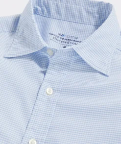 Vineyard Vines On-The-Go brrrº Gingham Spread Collar Shirt< Button-Down Shirts