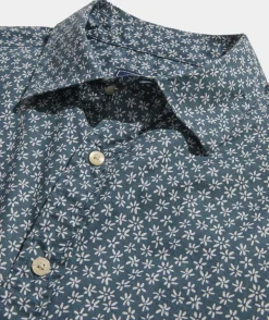 Vineyard Vines Paradise Scene Whale Short-Sleeve Dunes Tee< Mens|Tees