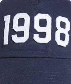 Vineyard Vines Varsity Felt 1998 5-Panel Hat< Hats