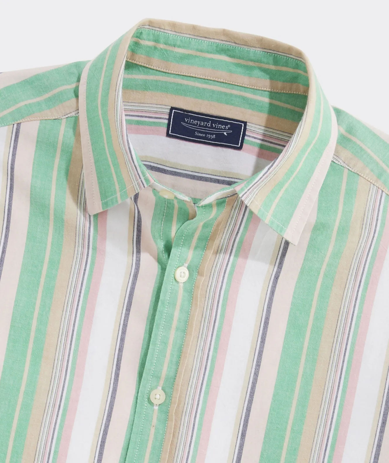 Vineyard Vines Vintage Whale Short-Sleeve Pocket Tee< Mens|Tees