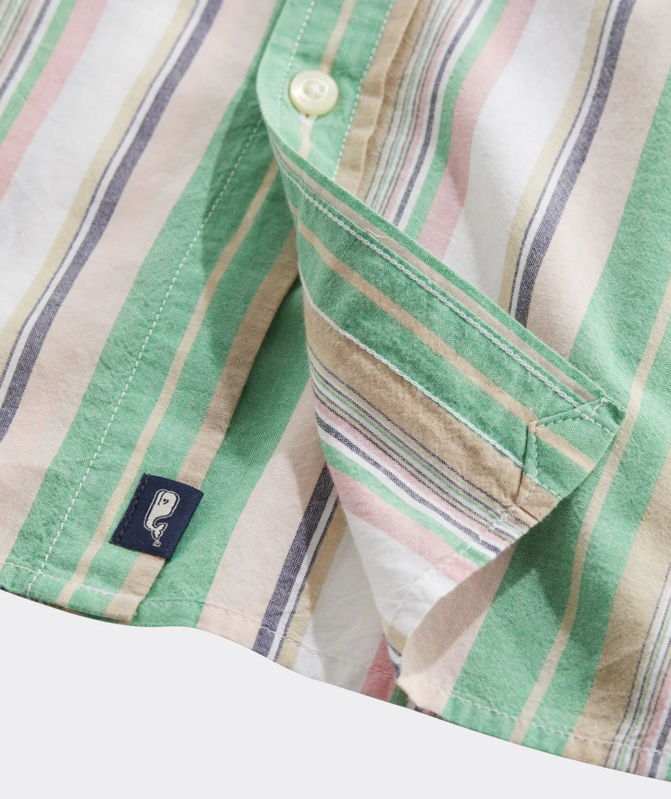 Vineyard Vines Vintage Whale Short-Sleeve Pocket Tee< Mens|Tees