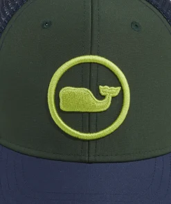 Vineyard Vines Whale Dot Performance Trucker Hat< Hats