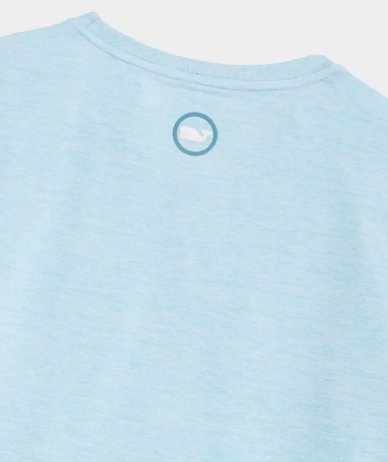 Vineyard Vines Whale Outline Short-Sleeve Harbor Performance Tee< Tees